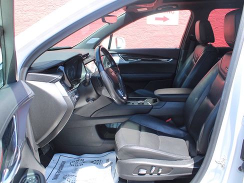 Used 2020 Cadillac XT6 Premium Luxury AWD/4WD image 10