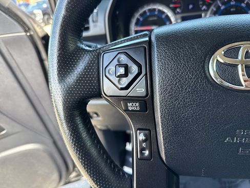 Used 2014 Toyota 4Runner Trail AWD/4WD image 14