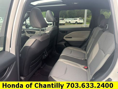 Used 2026 Subaru Forester Premium AWD/4WD image 24