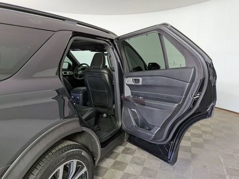 Used 2020 Ford Explorer ST w/ Premium Technology Package AWD/4WD image 37