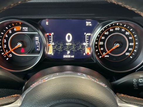 Used 2023 Jeep Wrangler Unlimited Rubicon 392 image 27