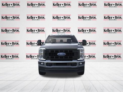 New 2026 Ford F350 XL w/ XL Chrome Package AWD/4WD image 7