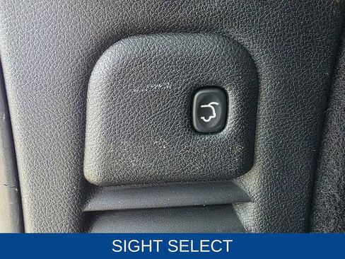 Used 2016 Dodge Durango Limited w/ Nav & Power Liftgate Group image 19