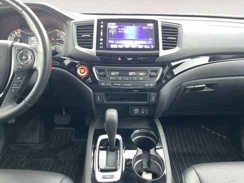 Used 2018 Honda Ridgeline RTL-E image 11
