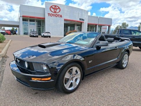 Used 2007 Ford Mustang GT RWD image 17