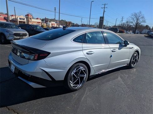 New 2026 Hyundai Sonata SEL image 4