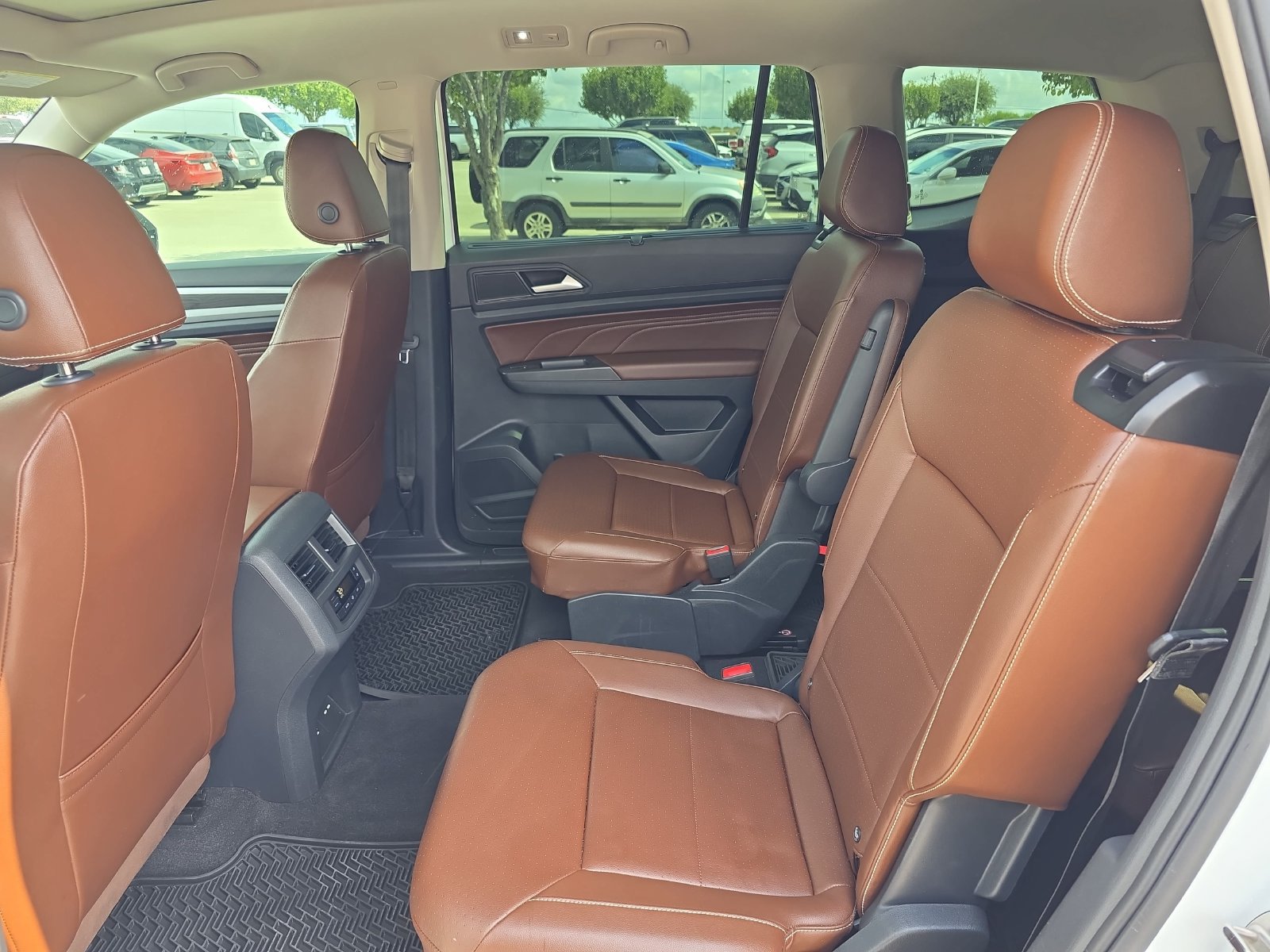 Used 2022 Volkswagen Atlas SE AWD/4WD image 11