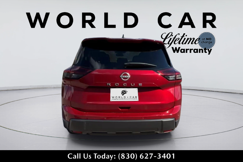 Used 2025 Nissan Rogue S FWD image 4