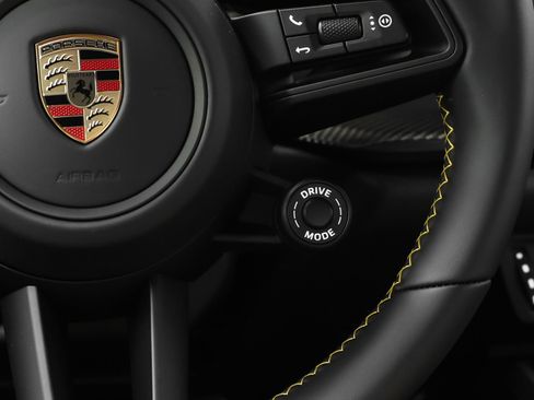 Certified 2026 Porsche 911 GT3 RWD image 59
