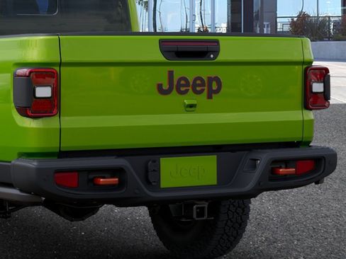 New 2026 Jeep Gladiator Rubicon AWD/4WD image 13