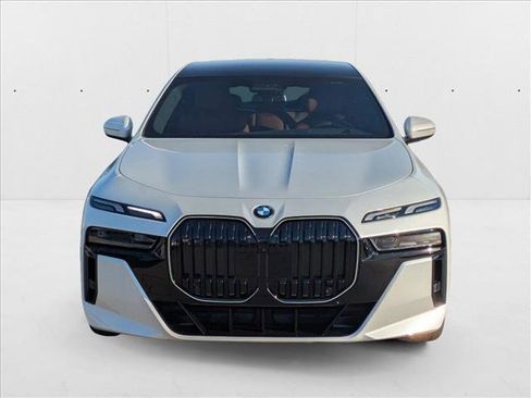 New 2025 BMW 760i xDrive image 6