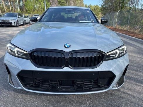 Used 2023 BMW 330i xDrive Sedan w/ M Sport Package image 8