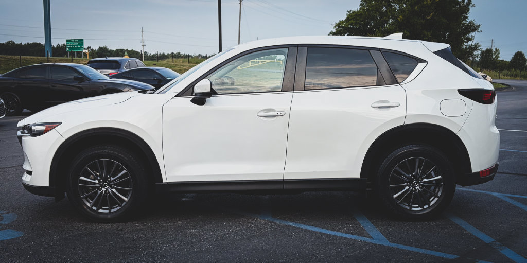 Used 2020 MAZDA CX-5 Touring FWD image 22