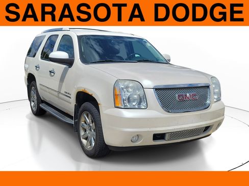 Used 2012 GMC Yukon Denali image 1