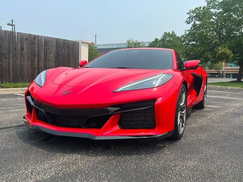 Used 2025 Chevrolet Corvette Z06 w/ Battery Protection Package RWD image 1