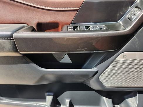 Used 2022 Ford F150 Lariat w/ Equipment Group 502A High image 23