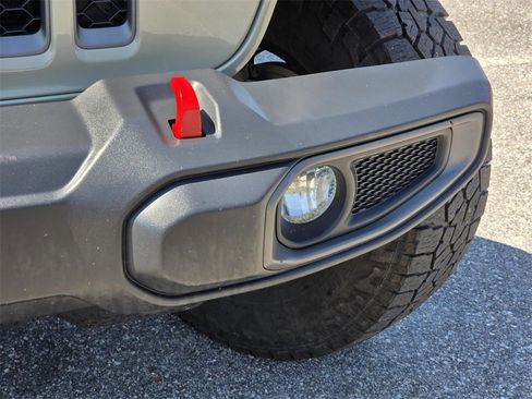 Used 2020 Jeep Gladiator Rubicon image 27