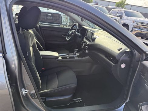 Used 2022 Nissan Sentra SV FWD image 10