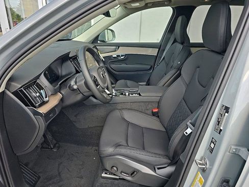 New 2026 Volvo XC90 B6 Plus w/ Protection Package Premier AWD/4WD image 7