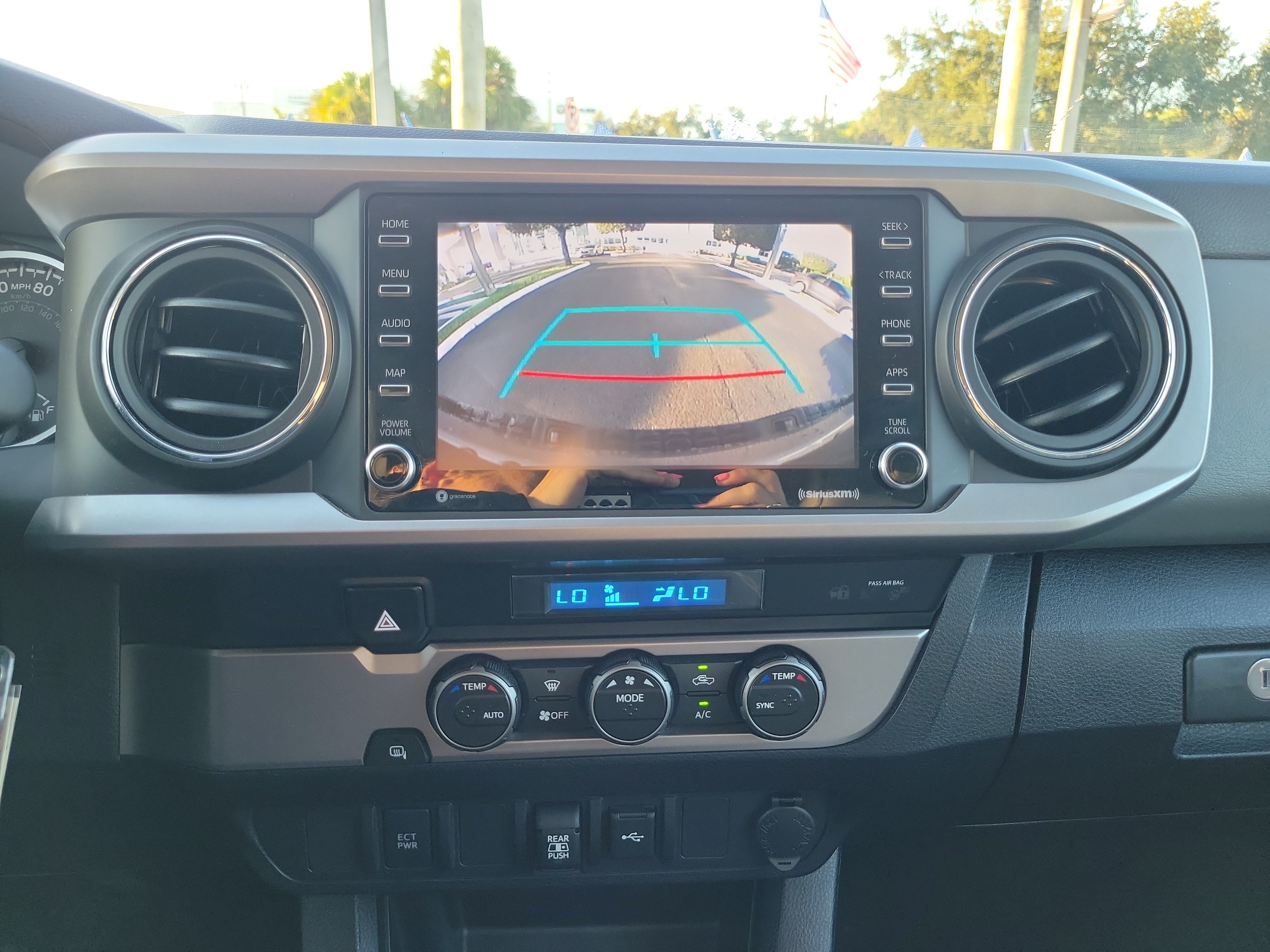 Used 2021 Toyota Tacoma SR5 RWD image 27