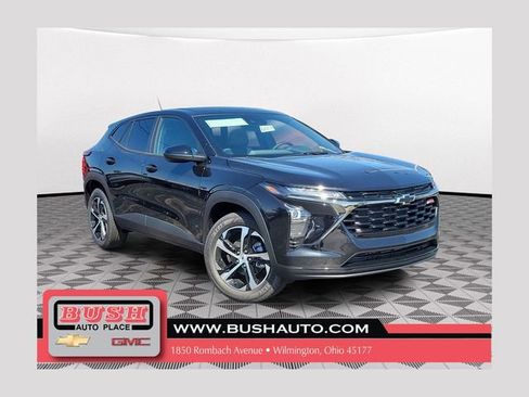 New 2026 Chevrolet Trax RS w/ Sunroof Package image 1