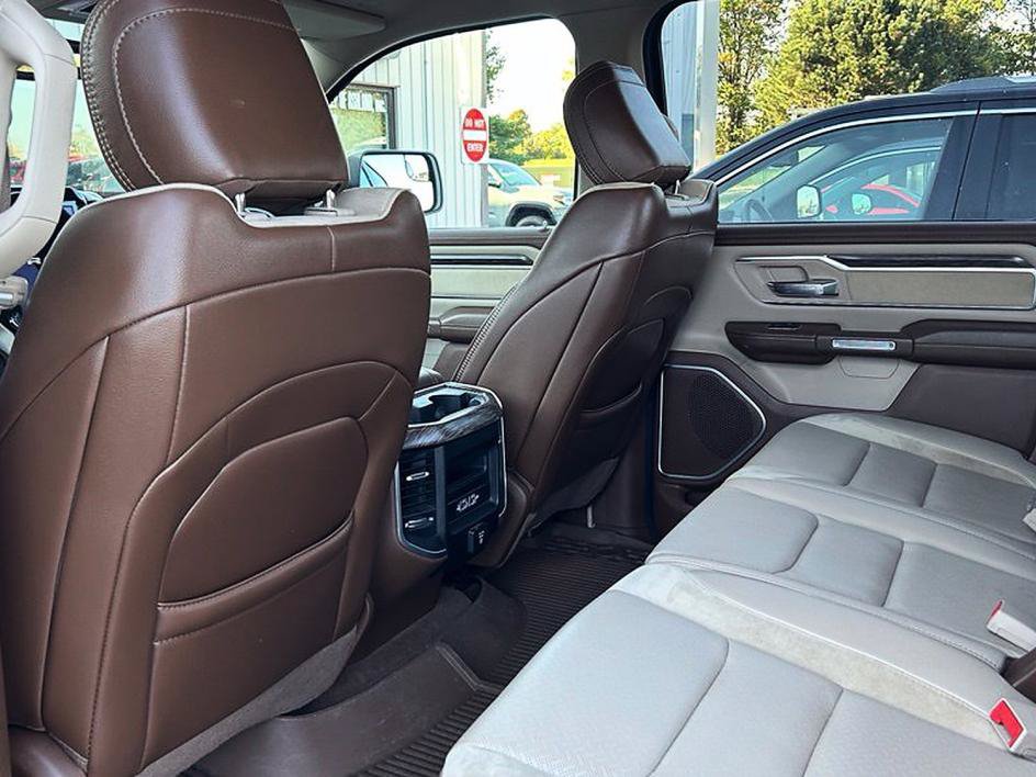 Used 2020 RAM 1500 Laramie AWD/4WD image 5