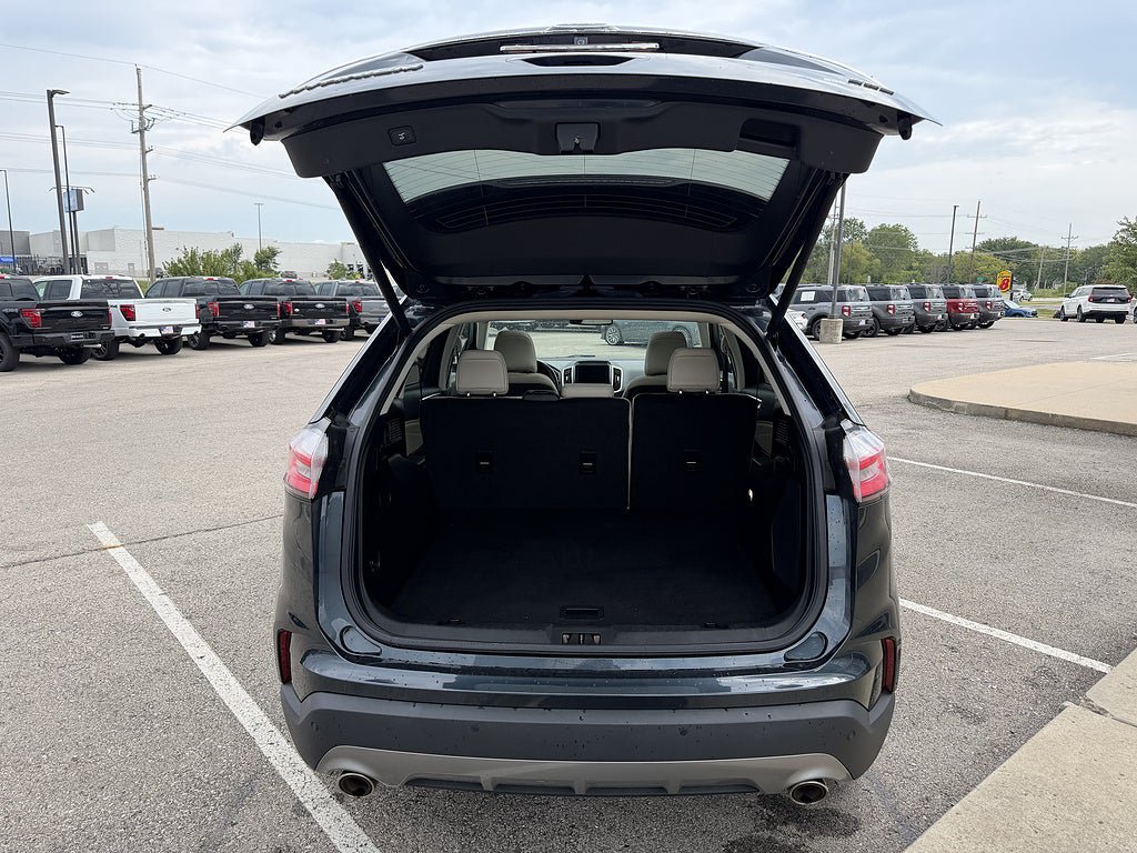 Used 2023 Ford Edge Titanium AWD/4WD image 5