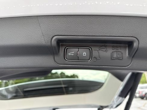 New 2026 Ford Explorer Active AWD/4WD image 31
