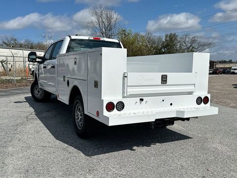 New 2026 Ford F250 XL w/ XL Chrome Package AWD/4WD image 6