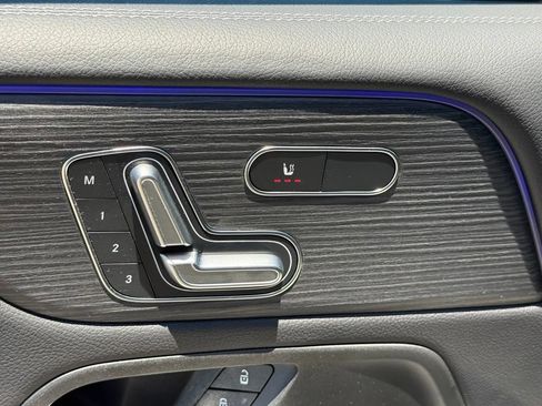 Certified 2026 Mercedes-Benz GLB 250 4MATIC image 4