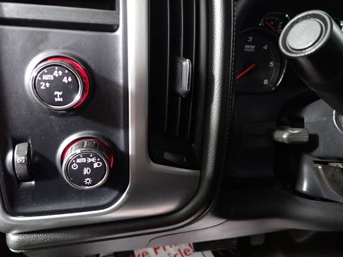 Used 2015 GMC Sierra 1500 SLE AWD/4WD image 19