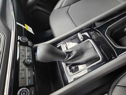 New 2026 Jeep Compass Latitude AWD/4WD image 14