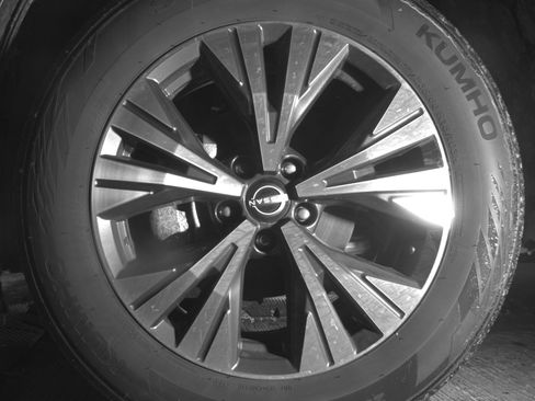 Used 2023 Nissan Rogue SV FWD image 12