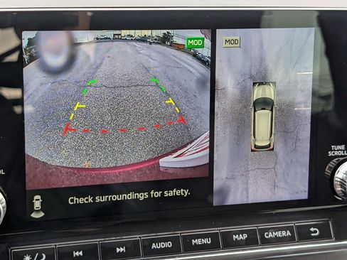 Used 2023 Mitsubishi Outlander SE image 30