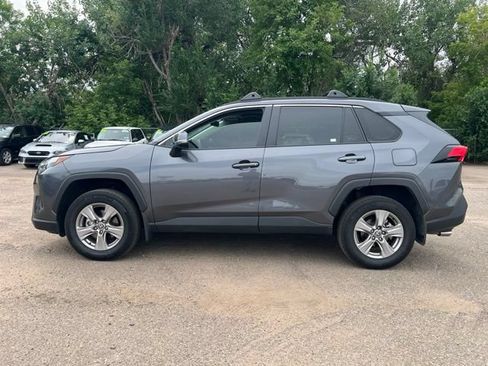 Used 2022 Toyota RAV4 XLE w/ Convenience Package AWD/4WD image 2