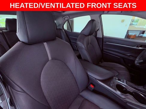 Used 2022 Toyota Camry XSE w/ Navigation Package image 14