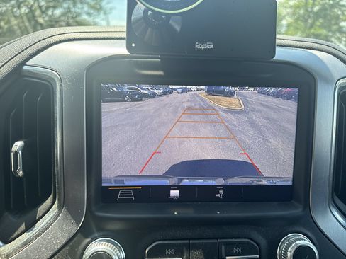 Used 2019 GMC Sierra 1500 SLT w/ SLT Premium Plus Package AWD/4WD image 15