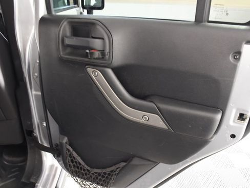 Used 2013 Jeep Wrangler Unlimited Sport AWD/4WD image 21