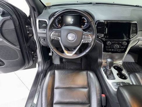 Used 2019 Jeep Grand Cherokee Limited w/ Trailer Tow Group IV image 18