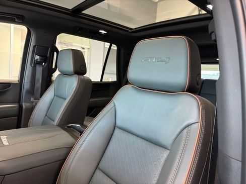 Used 2026 GMC Yukon AT4 w/ LPO, Floor Liner Package AWD/4WD image 16