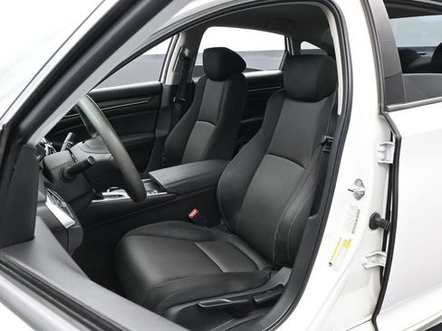 Used 2021 Honda Accord LX image 10
