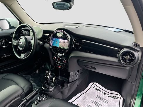 Used 2023 MINI Cooper 2-Door Hardtop image 28