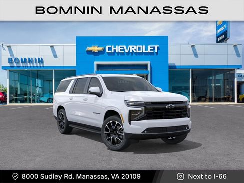 New 2026 Chevrolet Suburban RST w/ Comfort Package AWD/4WD image 2