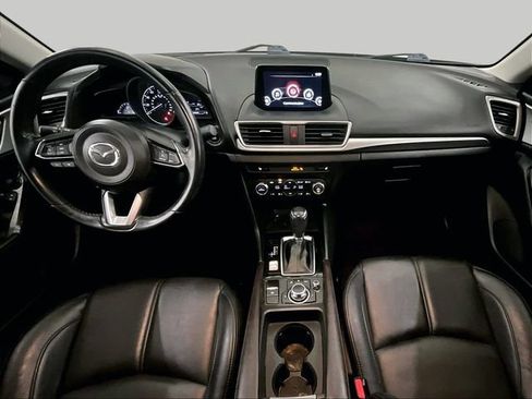 Used 2018 MAZDA MAZDA3 Touring FWD image 14