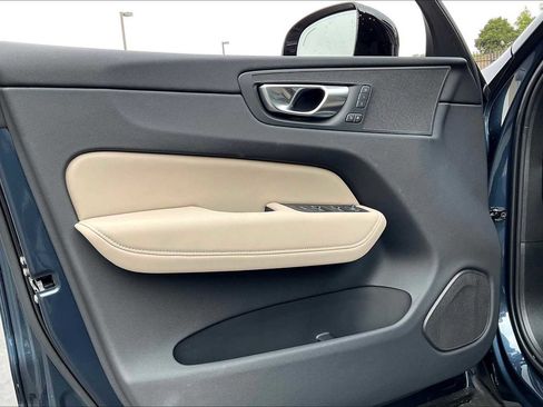 New 2026 Volvo XC60 T8 Plus w/ Protection Package Premier image 24