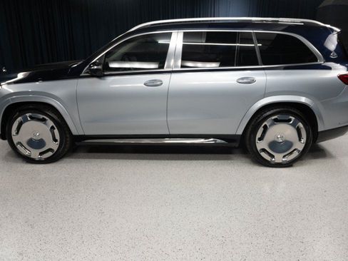 New 2026 Mercedes-Benz Maybach GLS 600 4MATIC image 8