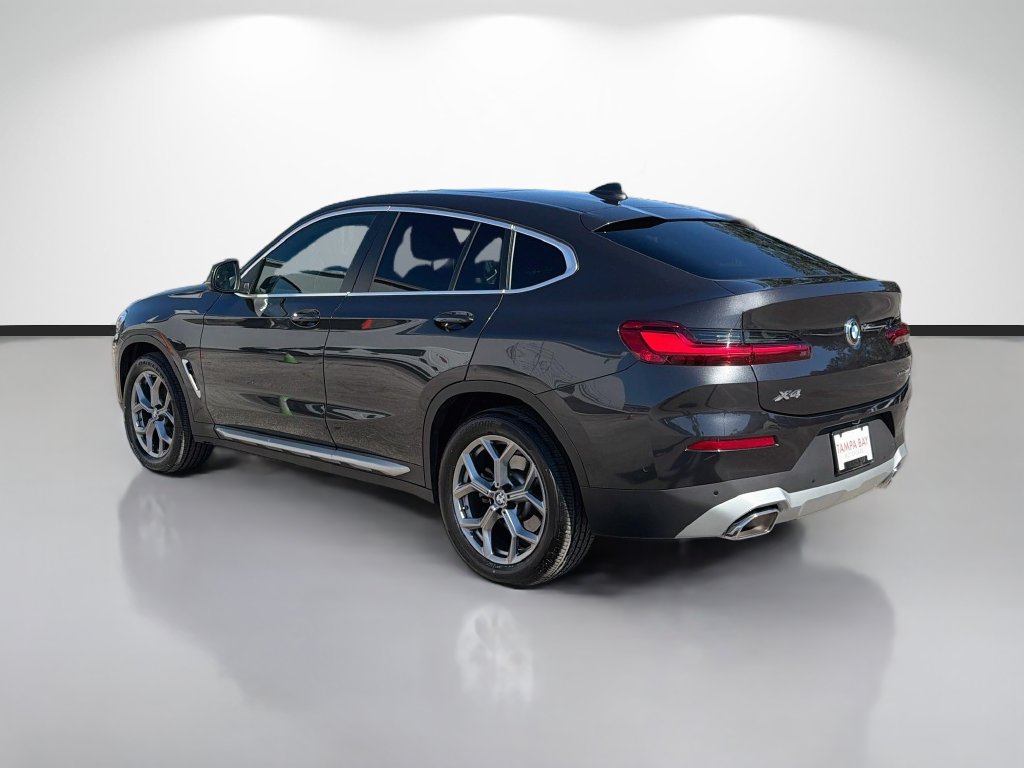 Used 2025 BMW X4 xDrive30i AWD/4WD image 5