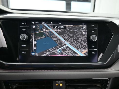 Used 2022 Volkswagen Taos SEL w/ Panoramic Sunroof Package image 20