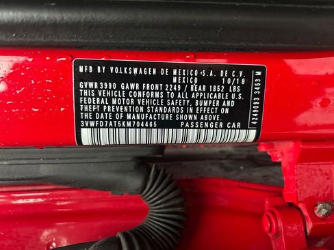 Used 2019 Volkswagen Beetle 2.0T S image 35