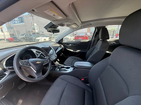 Used 2024 Chevrolet Malibu LT FWD image 5
